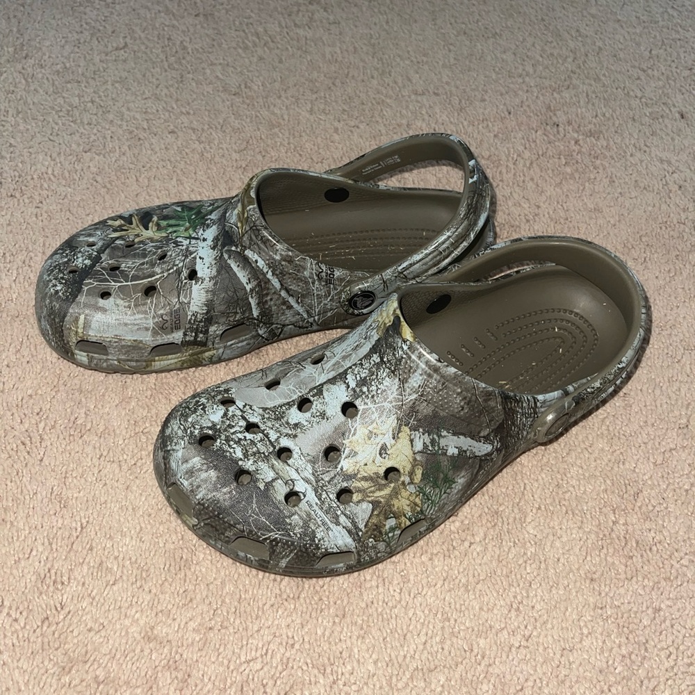 Crocs